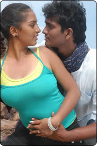 Kadhalagi 2010 Tamil Action Movie Online